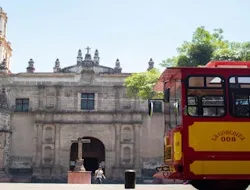 Coyoacán Mexico City: Guided Tram Tour in Spanish